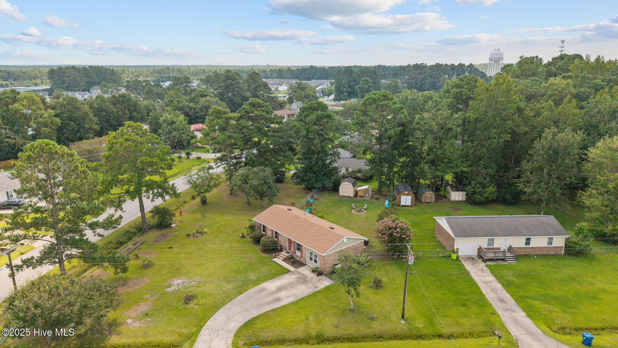 218 North Nunn Street Havelock, NC 28532 - Photo 7 of 38 Front