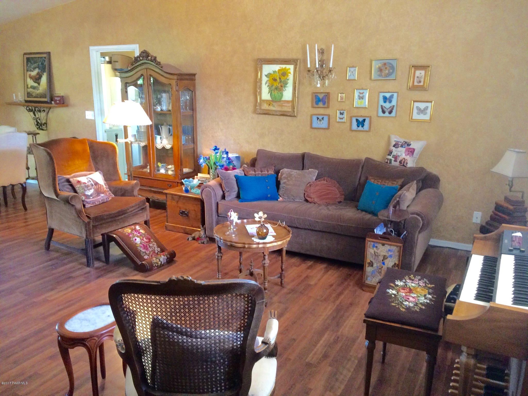 5451 North Robert Road Prescott Valley, AZ 86314 - Photo 2 of 26 IMG_0971