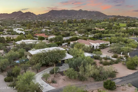 $4,000,000 | 6306 North Camelback Manor Drive, Paradise Valley, AZ 85253