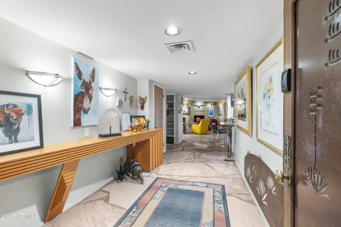 $4,000,000 | 6306 North Camelback Manor Drive, Paradise Valley, AZ 85253