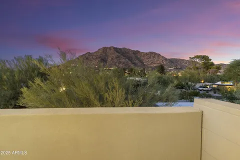 $4,000,000 | 6306 North Camelback Manor Drive, Paradise Valley, AZ 85253