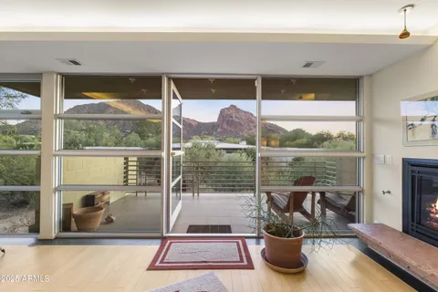 $4,000,000 | 6306 North Camelback Manor Drive, Paradise Valley, AZ 85253