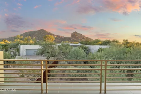 $4,000,000 | 6306 North Camelback Manor Drive, Paradise Valley, AZ 85253