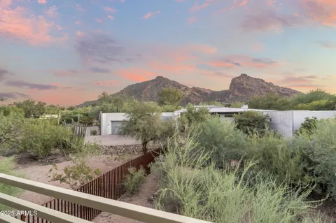 $4,000,000 | 6306 North Camelback Manor Drive, Paradise Valley, AZ 85253