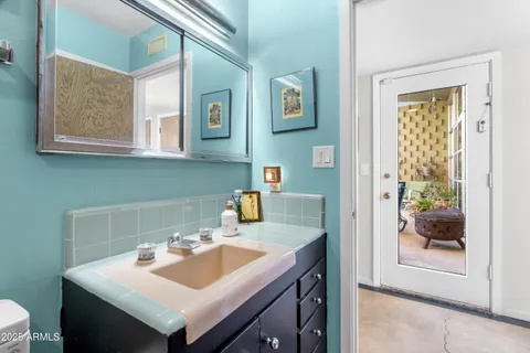 $4,000,000 | 6306 North Camelback Manor Drive, Paradise Valley, AZ 85253