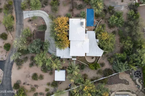 $4,000,000 | 6306 North Camelback Manor Drive, Paradise Valley, AZ 85253