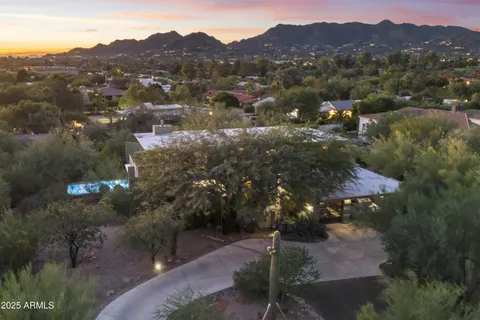 $4,000,000 | 6306 North Camelback Manor Drive, Paradise Valley, AZ 85253