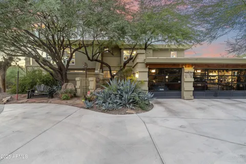 $4,000,000 | 6306 North Camelback Manor Drive, Paradise Valley, AZ 85253