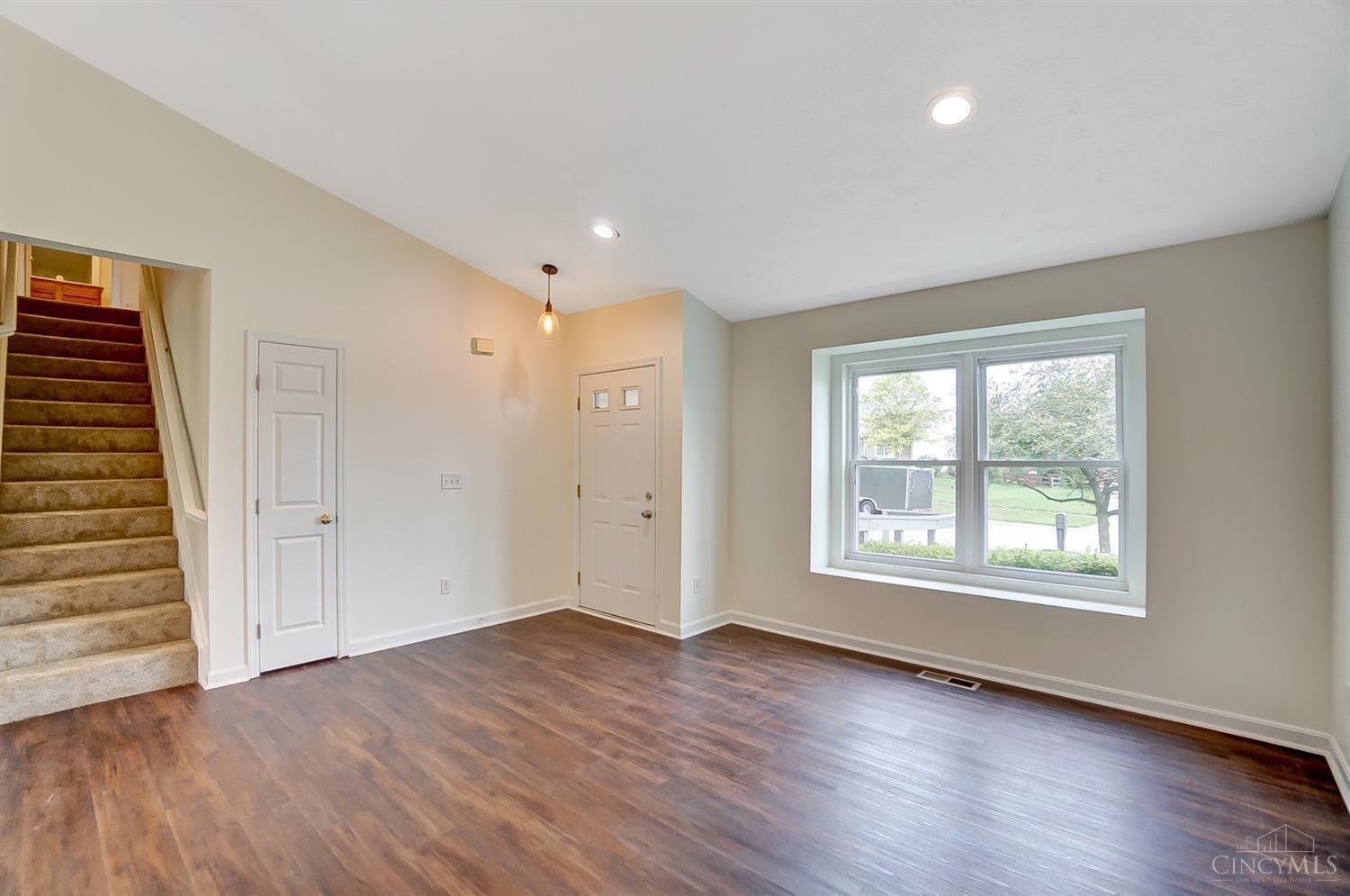 3261 Springview Drive Hamilton, OH 45011 - Photo 6 of 40