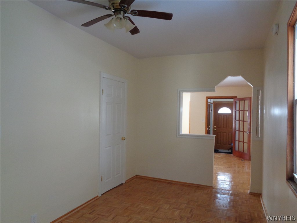 31 Riverside Avenue Buffalo, NY 14207 - Photo 13 of 46 Dining room