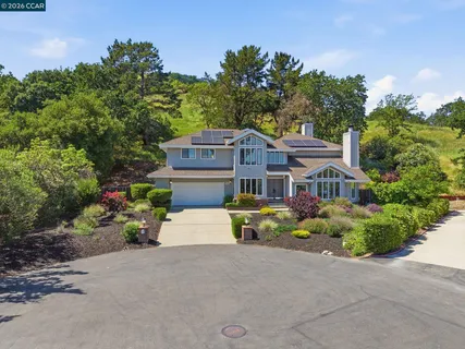 $2,150,000 | 1715 Greenhills Court, Lafayette, CA 94549
