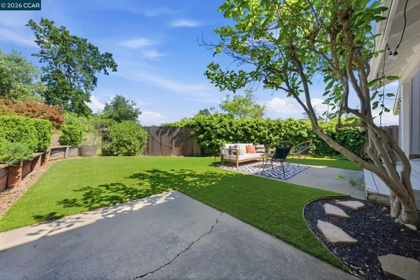 $2,150,000 | 1715 Greenhills Court, Lafayette, CA 94549