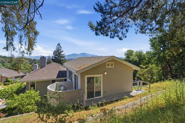 $2,150,000 | 1715 Greenhills Court, Lafayette, CA 94549