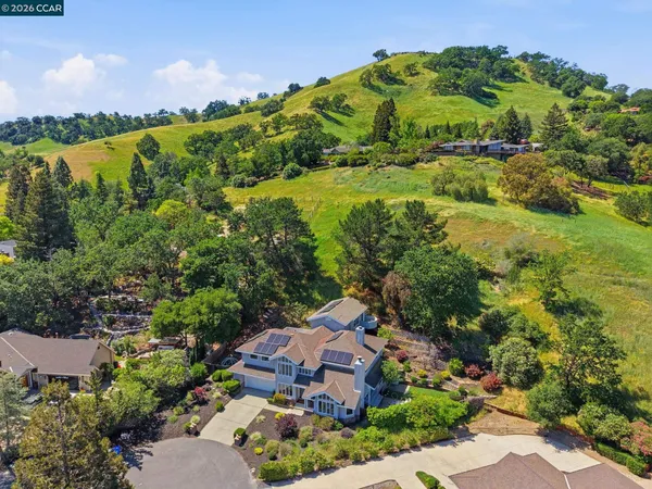 $2,150,000 | 1715 Greenhills Court, Lafayette, CA 94549