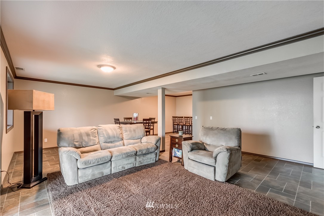 1320 Welling Road Bellingham, WA 98226 - Photo 17 of 25