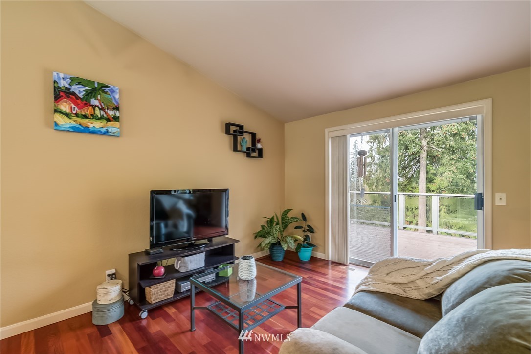 1320 Welling Road Bellingham, WA 98226 - Photo 9 of 25