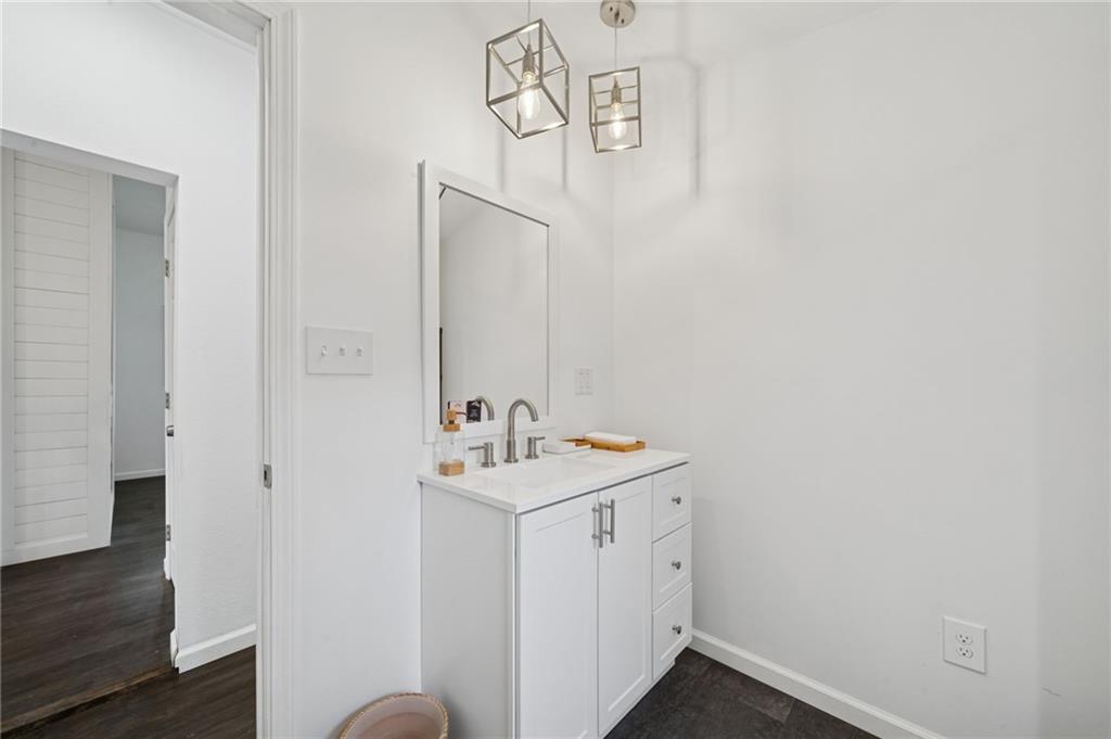 124 Oak Street Yukon, PA 15698 - Photo 17 of 35