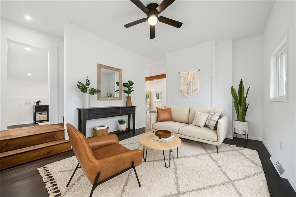 124 Oak Street Yukon, PA 15698 - Photo 3 of 35 a living room with furniture and a potted plant