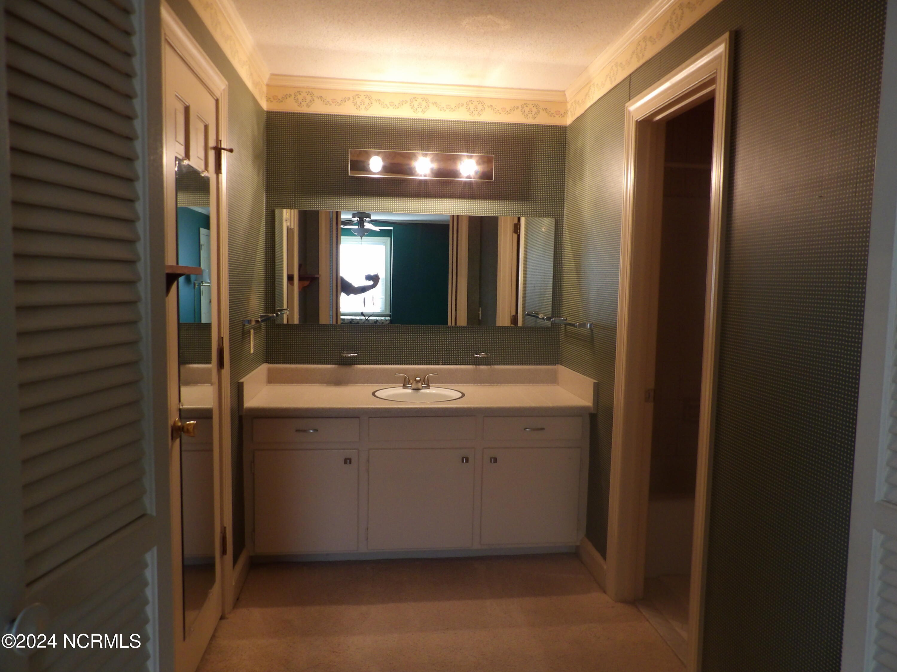 1301 Ridge Road Kinston, NC 28504 - Photo 39 of 51 100_0097