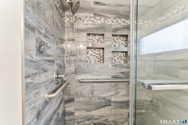 $355,999 | 67 Dogwood Drive, Southington, CT 06489