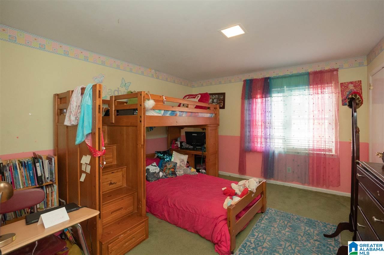 988 Ridgewood Circle Birmingham, AL 35235 - Photo 15 of 35