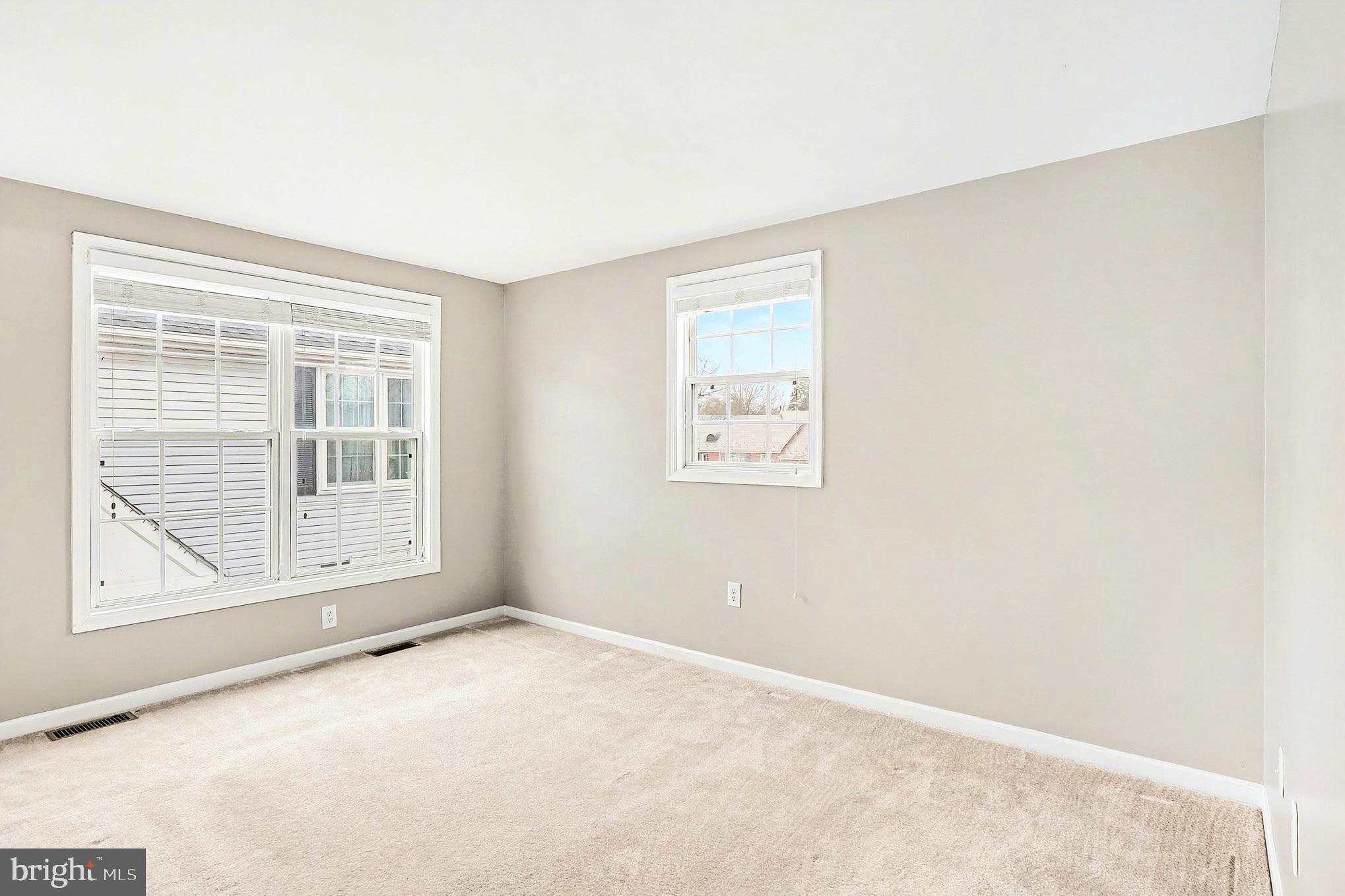 122 East Glebe Road Alexandria, VA 22305 - Photo 15 of 30 Bedroom 2