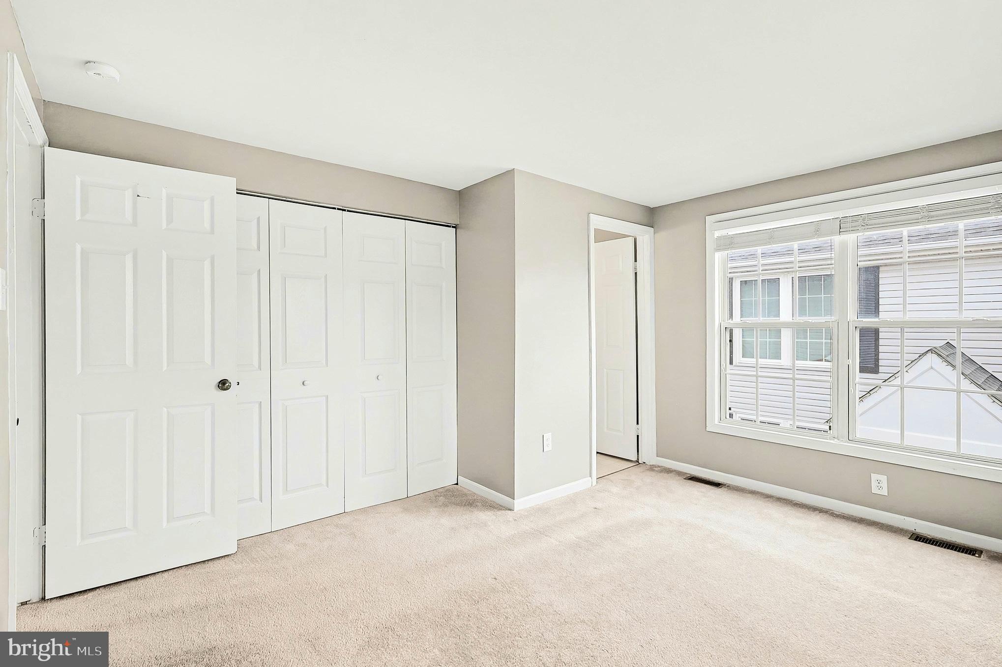 122 East Glebe Road Alexandria, VA 22305 - Photo 16 of 30 Bedroom 2