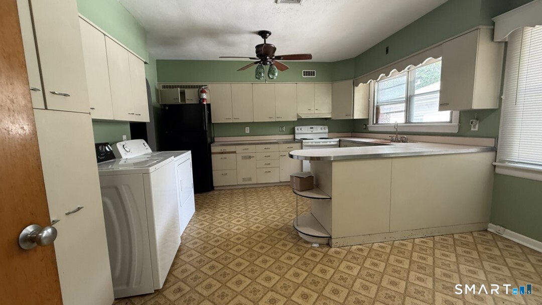 223 High Street Windham, CT 06226 - Photo 11 of 23