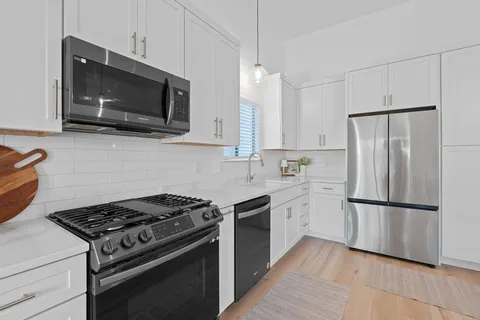 $749,000 | 5714 Abilene Trail, Austin, TX 78749