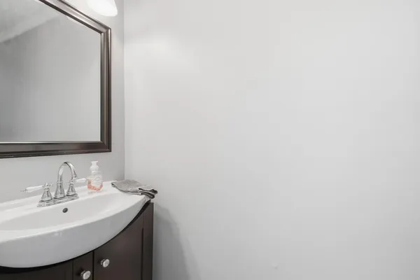 $450,000 | 16701 Capon Tree Lane, Woodbridge, VA 22191