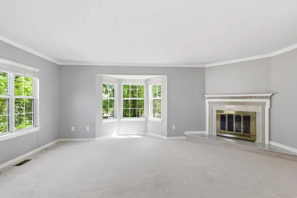 $450,000 | 16701 Capon Tree Lane, Woodbridge, VA 22191