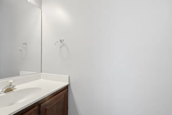 $450,000 | 16701 Capon Tree Lane, Woodbridge, VA 22191
