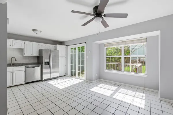 $450,000 | 16701 Capon Tree Lane, Woodbridge, VA 22191