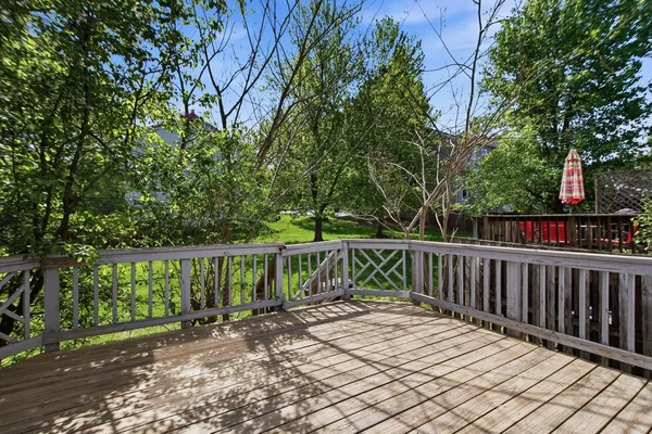 $450,000 | 16701 Capon Tree Lane, Woodbridge, VA 22191