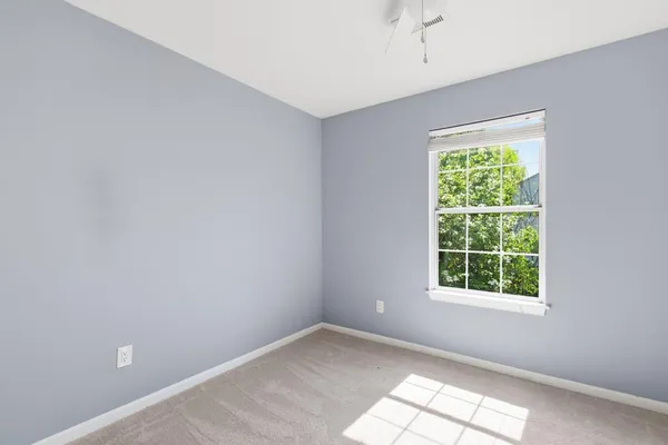 $450,000 | 16701 Capon Tree Lane, Woodbridge, VA 22191