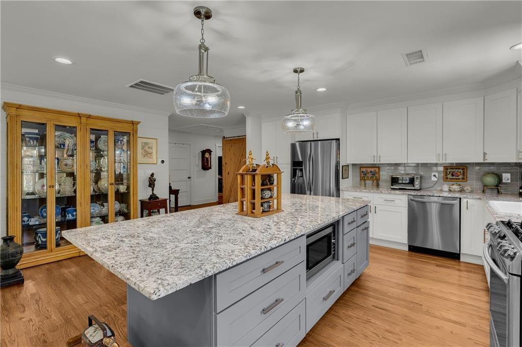 2035 Beecher Road Southwest Atlanta, GA 30310 - Photo 29 of 69