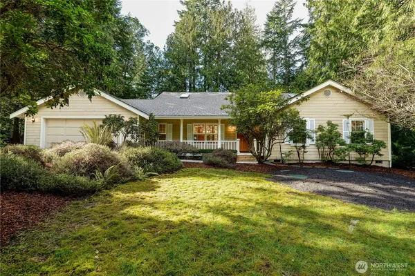 $635,000 | 425 Baycliff Drive, Port Townsend, WA 98368