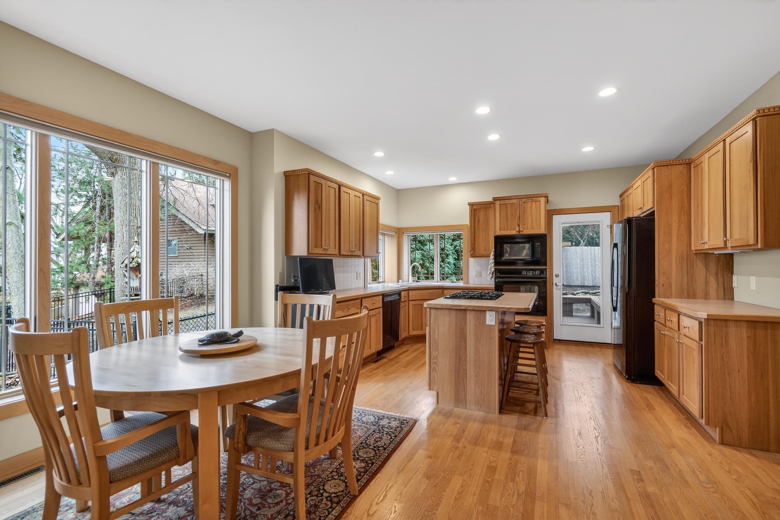 16 South Allen Street Madison, WI 53726 - Photo 13 of 52