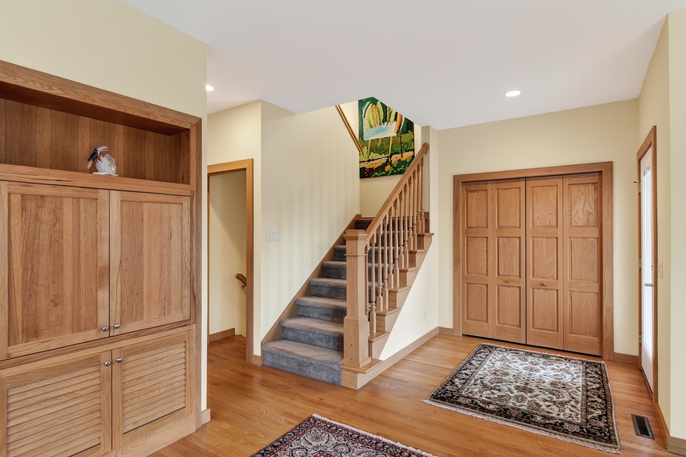 16 South Allen Street Madison, WI 53726 - Photo 4 of 52