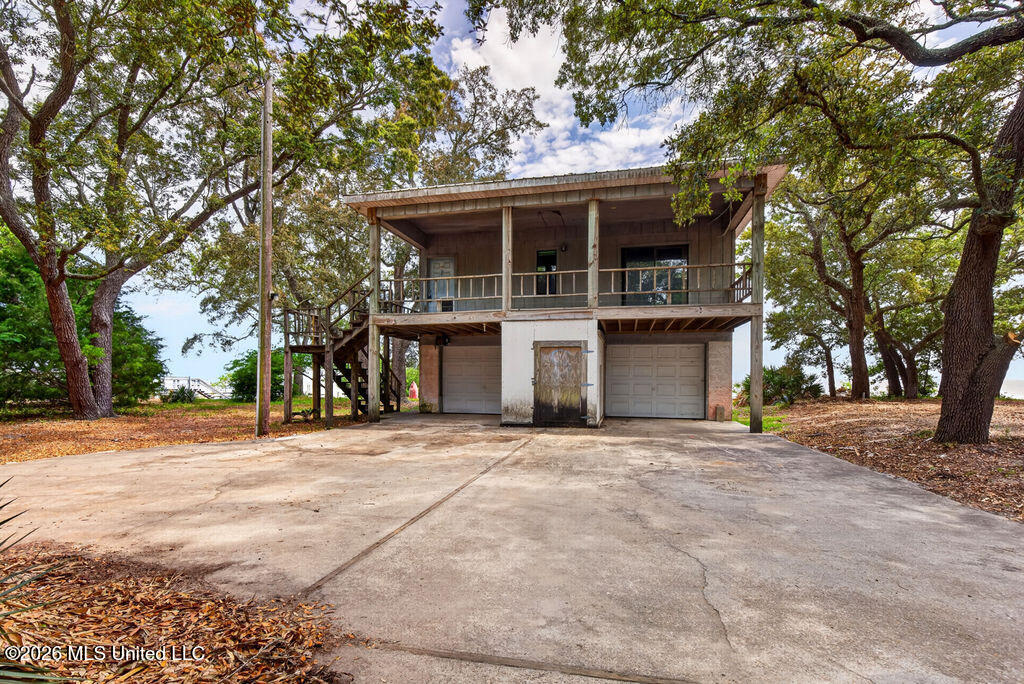 5329 East Belle Fontaine Road Ocean Springs, MS 39564 - Photo 2 of 43 5329EBelleFontaine-2