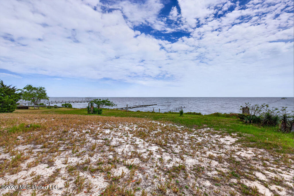 5329 East Belle Fontaine Road Ocean Springs, MS 39564 - Photo 29 of 43 5329EBelleFontaine-33