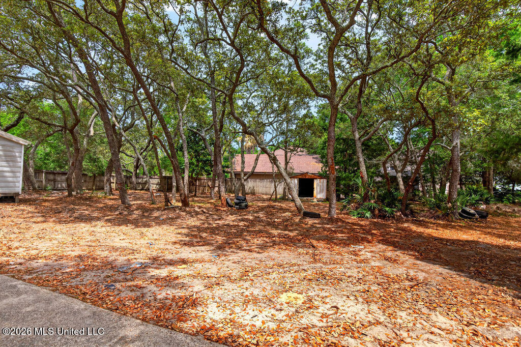 5329 East Belle Fontaine Road Ocean Springs, MS 39564 - Photo 40 of 43 5329EBelleFontaine-6