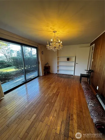 $4,500 | 2105 100th Avenue Northeast, Bellevue, WA 98004