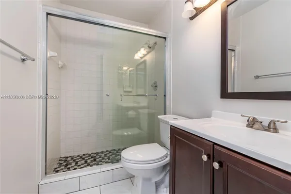 $3,500 | 3559 Magellan Circle, Unit 3232, Aventura, FL 33180