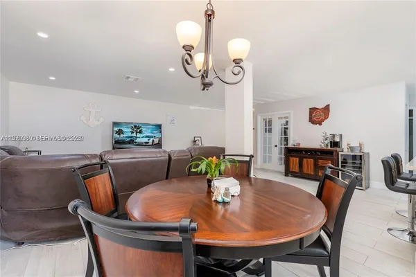$3,500 | 3559 Magellan Circle, Unit 3232, Aventura, FL 33180