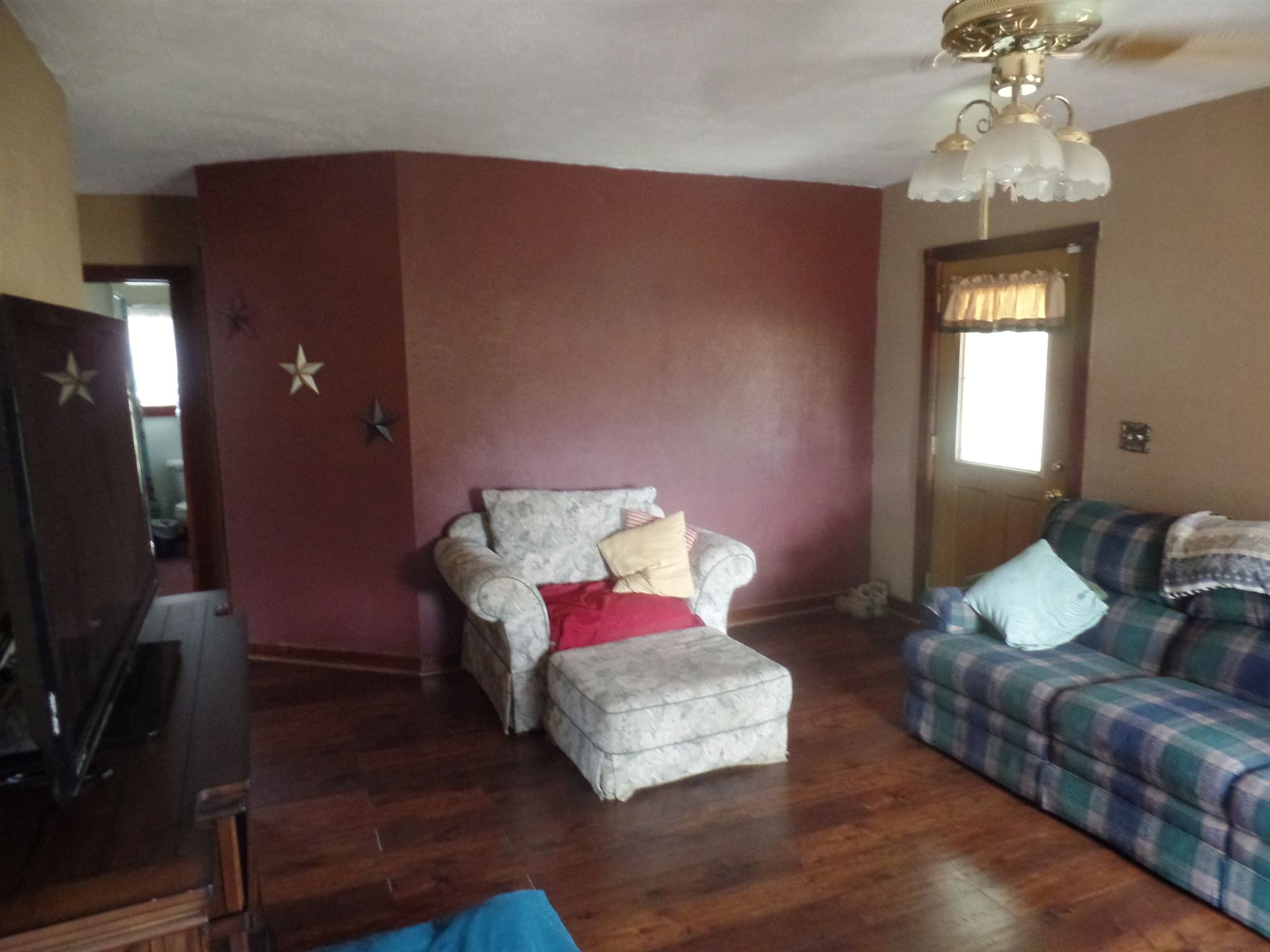 2091 North Sharkey Road Bloomfield, IN 47424 - Photo 2 of 24