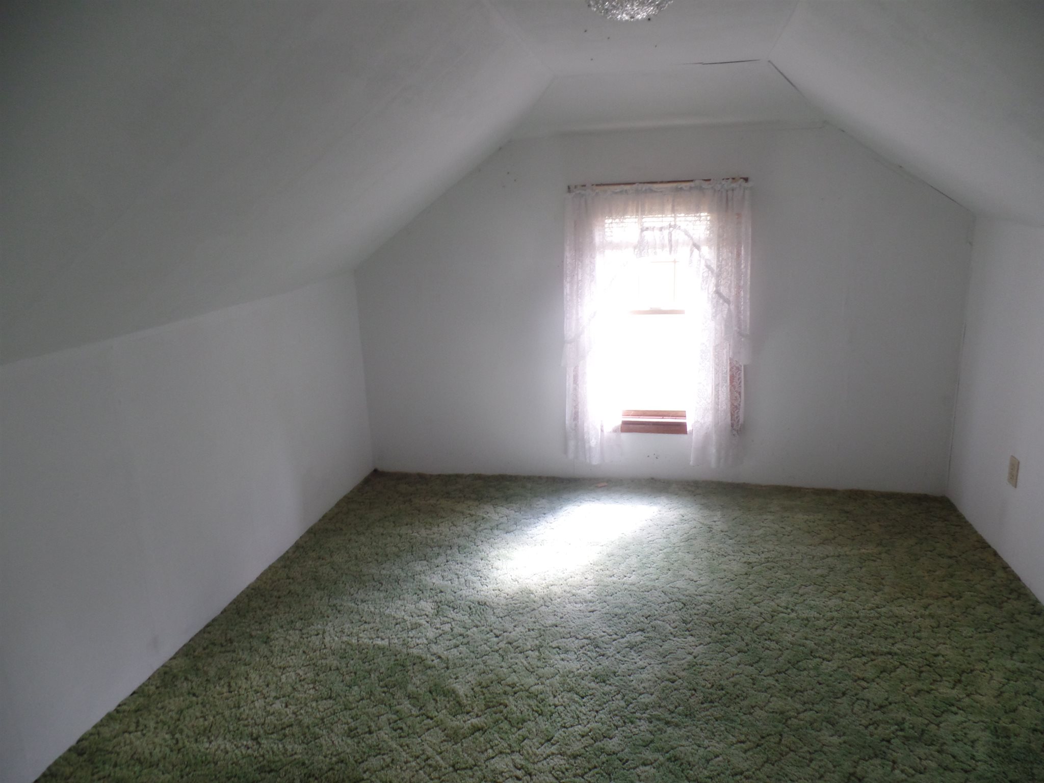 2091 North Sharkey Road Bloomfield, IN 47424 - Photo 15 of 24