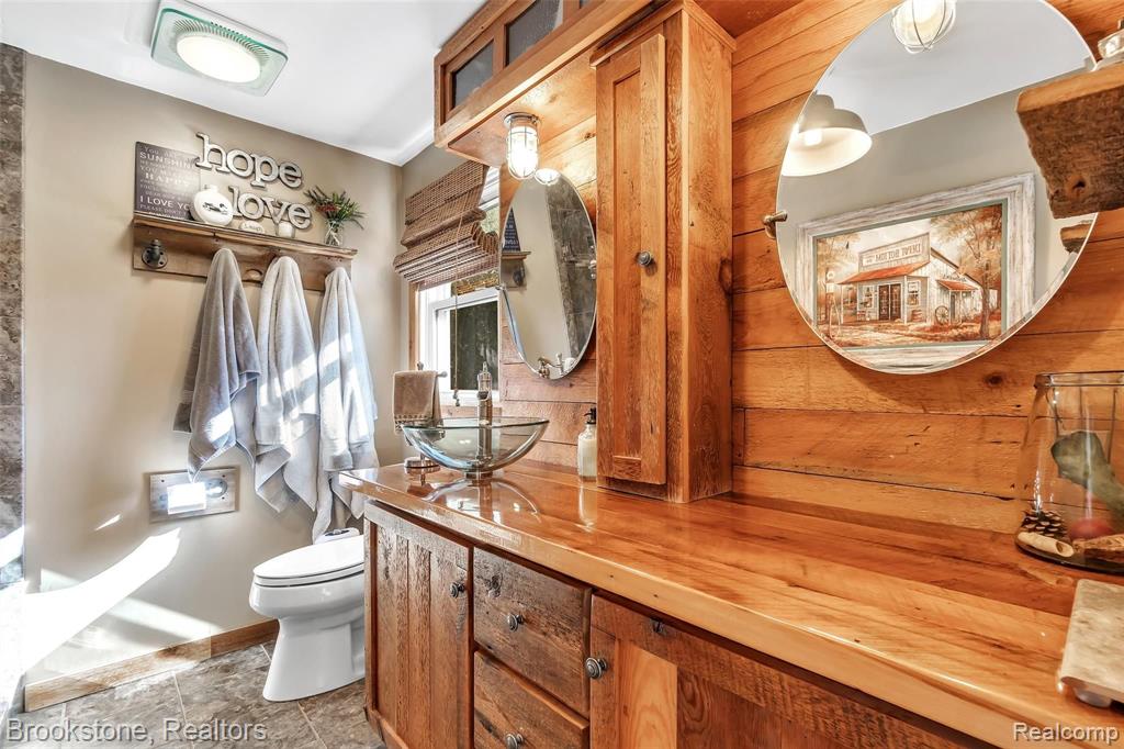 811 Croydon Road Rochester Hills, MI 48309 - Photo 23 of 47