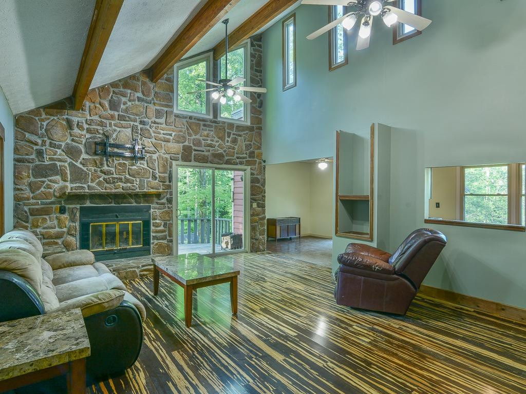 135 Buffalo Ridge Road Unicoi, TN 37692 - Photo 3 of 30 Photo 3