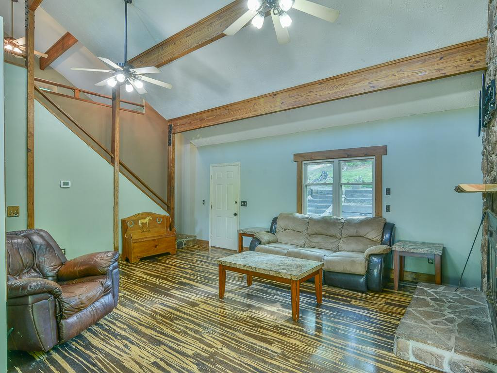 135 Buffalo Ridge Road Unicoi, TN 37692 - Photo 4 of 30 Photo 4